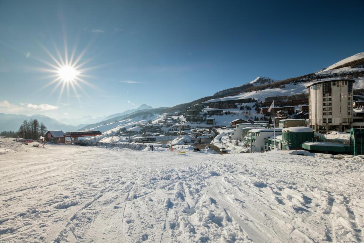 Teleo Vacanze - Villaggio Olimpico Di Colle Sestriere Exterior foto